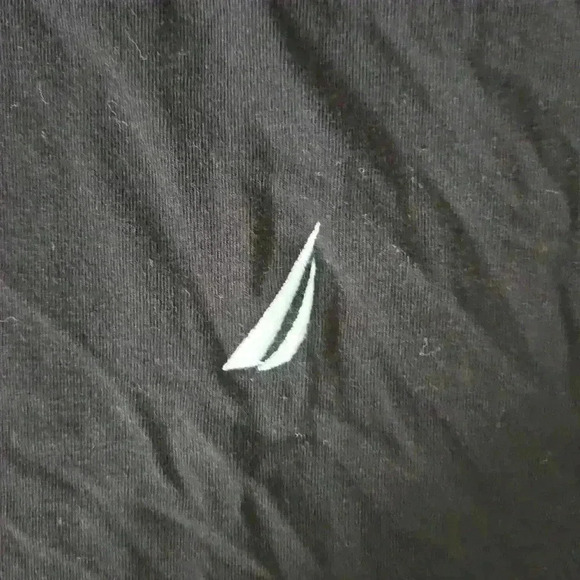 Black tee - Picture 3 of 4